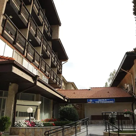 тото шанс Ξενοδοχείο